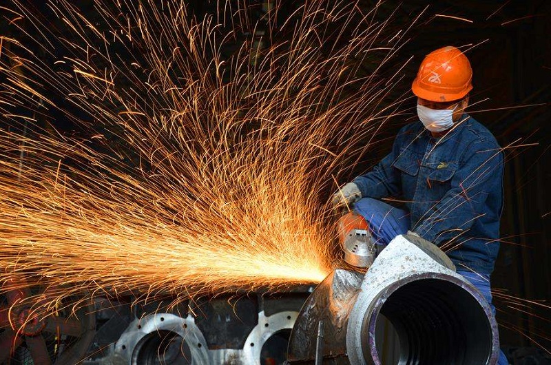 上海美礦向我司采購(gòu)的890下架體成功澆注。890下架體澆注重量40T，是采礦機(jī)械核心零部件，該產(chǎn)品主要用于歐美礦山行業(yè)。此產(chǎn)品標(biāo)志著無(wú)錫市鑄造廠在世界礦山行業(yè)大件生產(chǎn)領(lǐng)域占有一席之地。	無(wú)錫市鑄造廠有限公司是國(guó)內(nèi)優(yōu)質(zhì)的鑄造廠家，產(chǎn)品種類繁多，具有很強(qiáng)的市場(chǎng)競(jìng)爭(zhēng)力，擁有很多成功案例。有任何其他需求可以咨詢我們，咨詢熱線：0510-68070507！